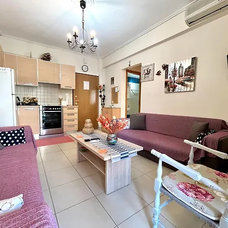 Luxury Flat In With Free Parking, 2' Mins From The Beach! *