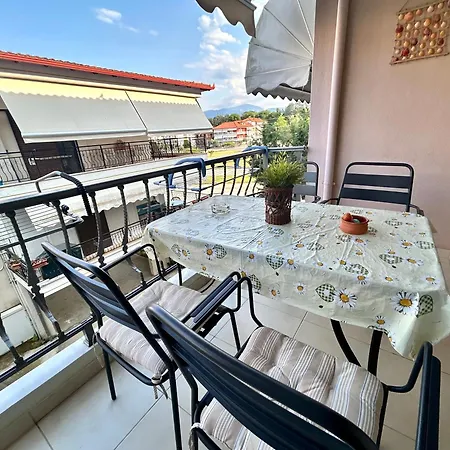 公寓 Luxury Flat In With Free Parking, 2' Mins From The Beach!