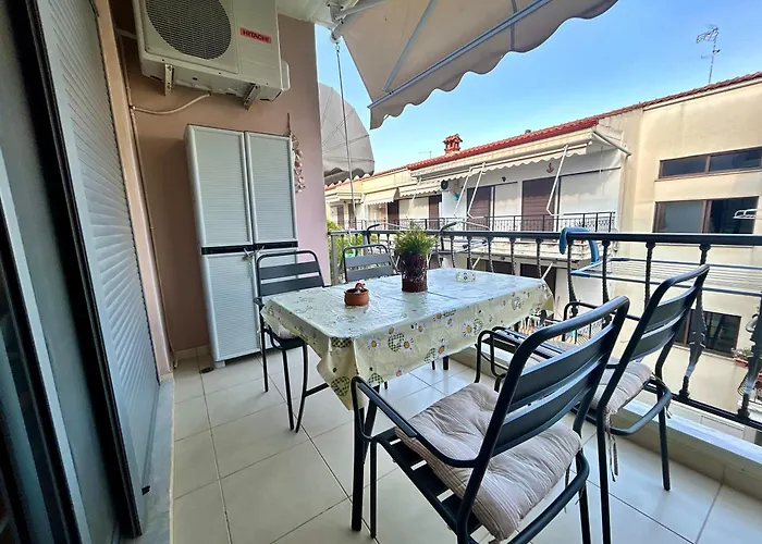 Apartmán Luxury Flat In With Free Parking, 2' Mins From The Beach! *
